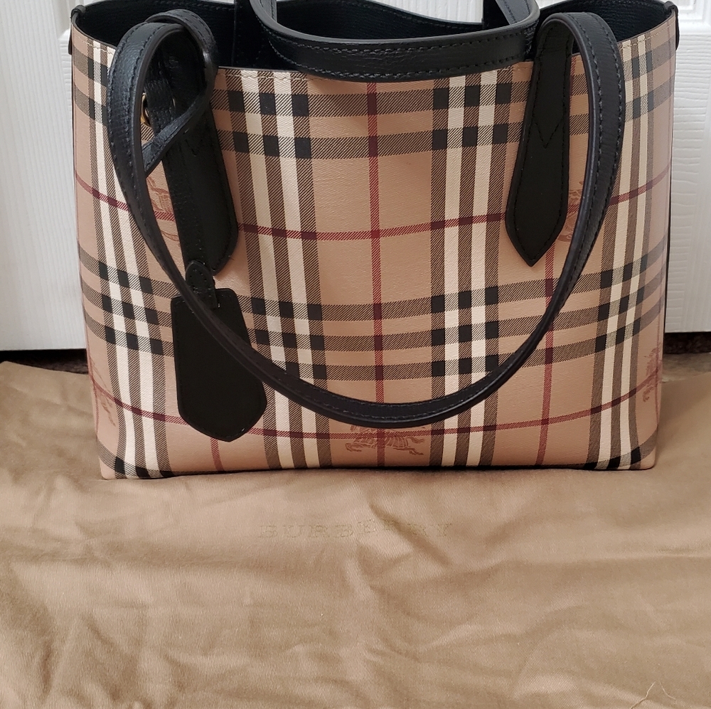 Burberry reversible tote